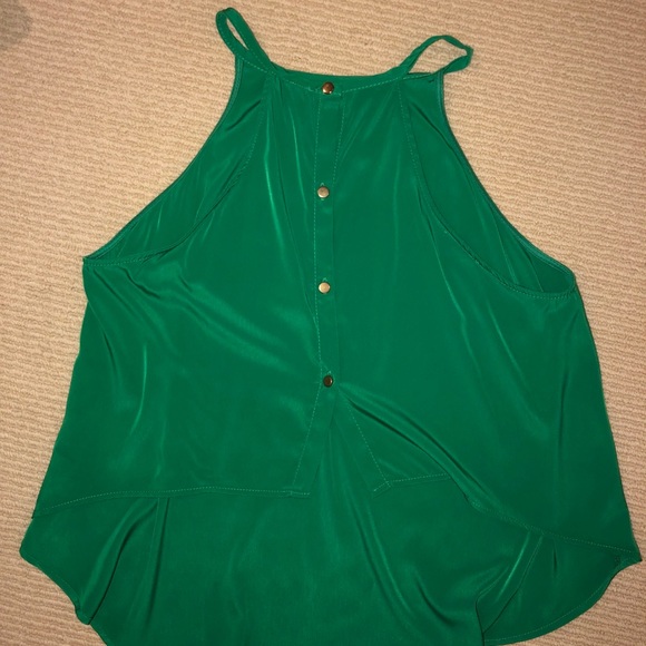 Green Top - Picture 2 of 3